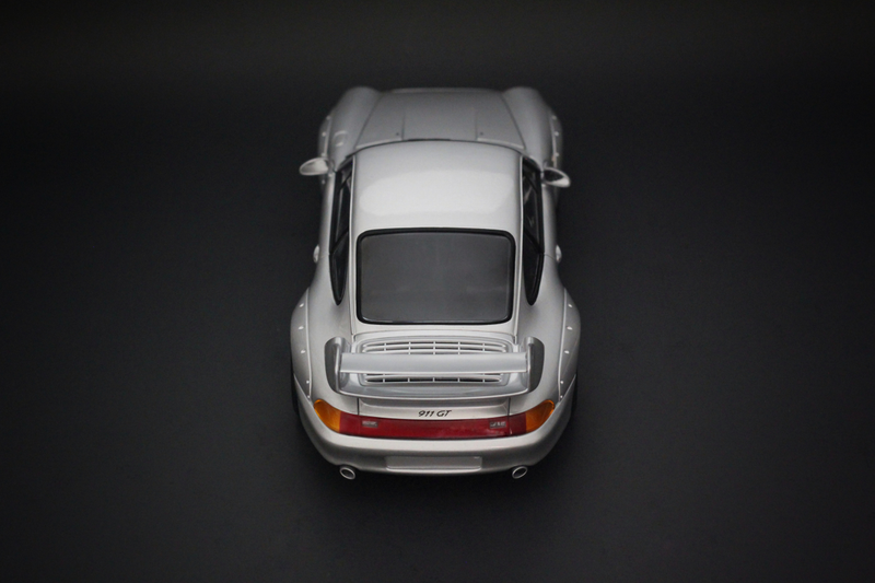 Illustration for article titled UT Models Porsche 993 GT2